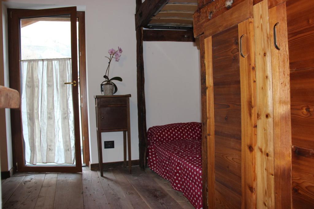 Villa La Tour Nus Phòng bức ảnh